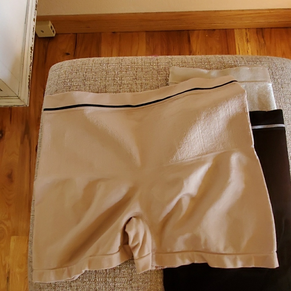 3 pair NWOT shape wear